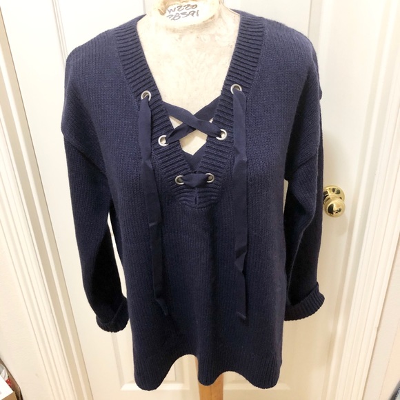 Gap Women’s Chunky Navy Blue Long Sleeve Lace-Up V-Neck Sweater w/Side Slits - L - Picture 4 of 16